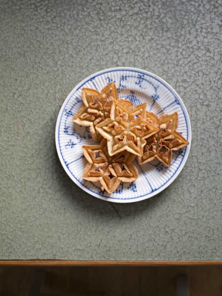 Schmalzwaffeln in Sternform